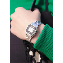 Наручные часы Casio LA-680WA-1E