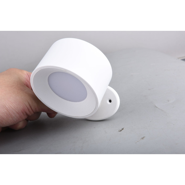 Светодиодный светильник-транформер Osram DESK LIGHT MAGFX TABLET WT