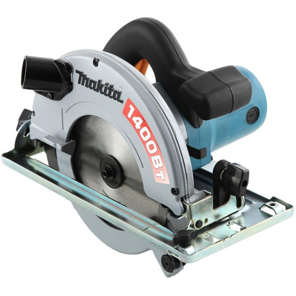 Дисковая пила Makita 5705R