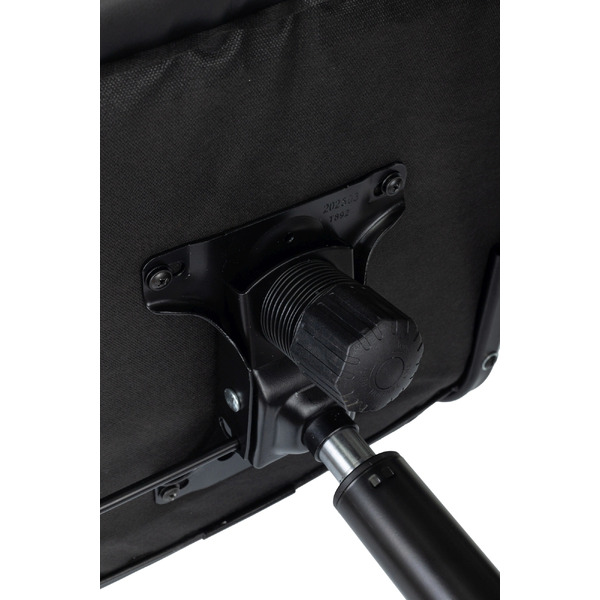 Офисное кресло Бюрократ CH BALANCE (черный, экокожа)