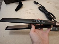 Стайлер POLARIS PHS 5012KT UltraSlim Digital PRO (черный/розовое золото)