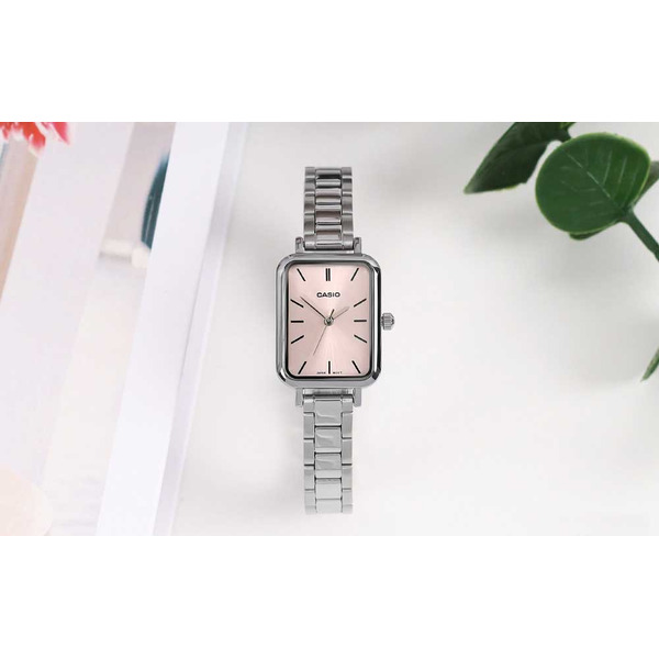 Наручные часы Casio LTP-V009D-4E