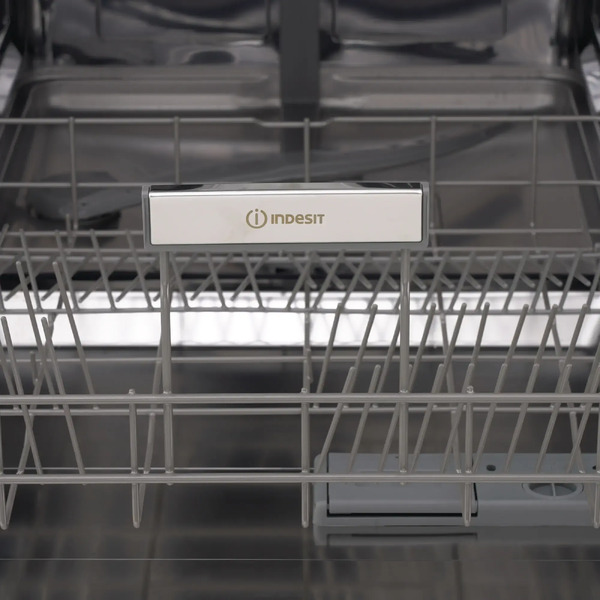 Встраиваемая посудомоечная машина Indesit DI 3C89