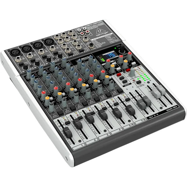 Микшерный пульт Behringer Xenyx X1204USB