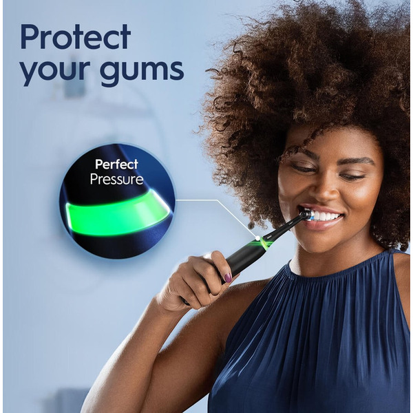 Электрическая зубная щетка BRAUN Oral-B iO 3 iOG3.1A6.0 (черный матовый)