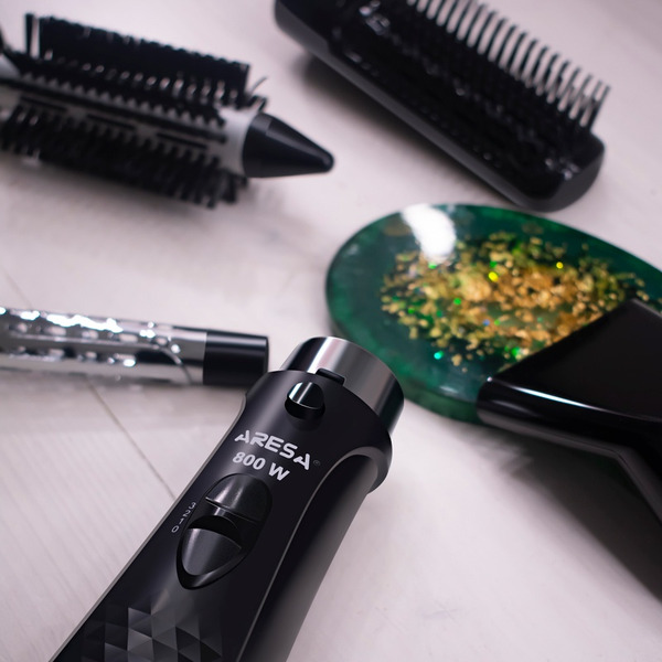 Фен-щетка Aresa AR-3224