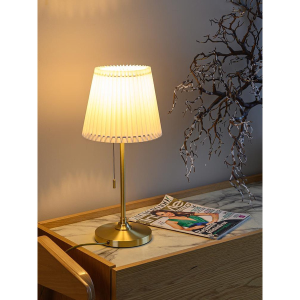 Cветильник настольный ARTSTYLE HT-707AB