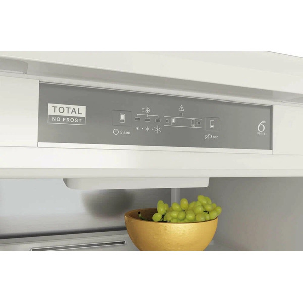 Встраиваемый холодильник-морозильник WHIRLPOOL WHC20 T352