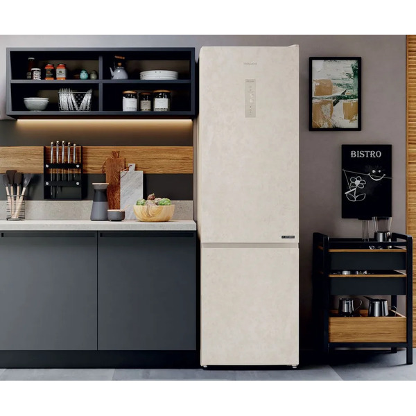 Холодильник Hotpoint HT 7201I AB O3