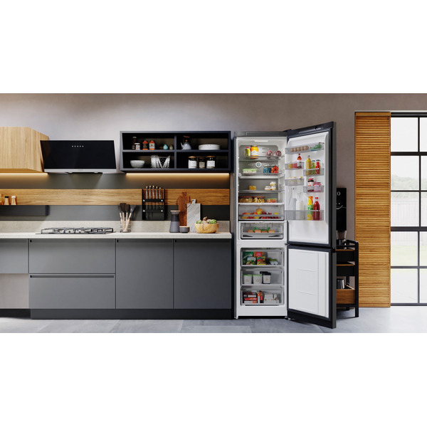 Холодильник-морозильник Hotpoint HT 9201I DX O3