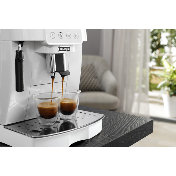 Кофемашина DeLonghi Magnifica Start ECAM 220.21 WW