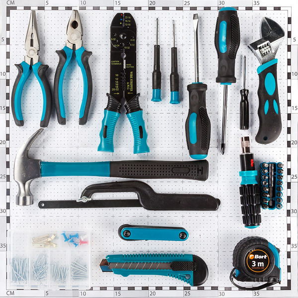 Набор инструмента Bort BTK-160 (91279040)