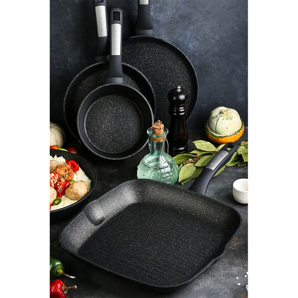 Сковорода-гриль POLARIS Monolit-28G