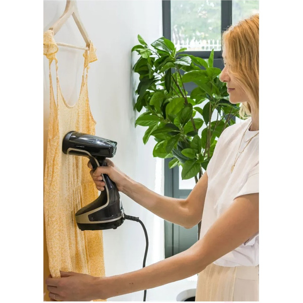 Отпариватель Tefal Access Steam Force DT8230E1