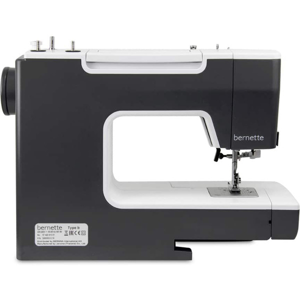 Швейная машина бытовая BERNETTE b33