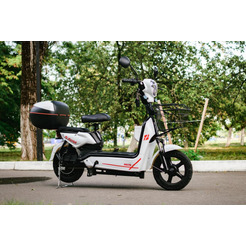 Электроскутер AVM Delta (белый)