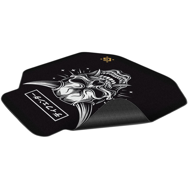 Коврик защитный Defender Motion Череп 50573