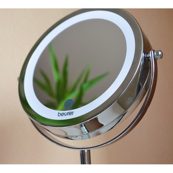 Косметическое зеркало Beurer BS 55