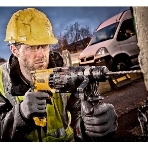 Перфоратор DeWalt D25133K-QS (кейс)