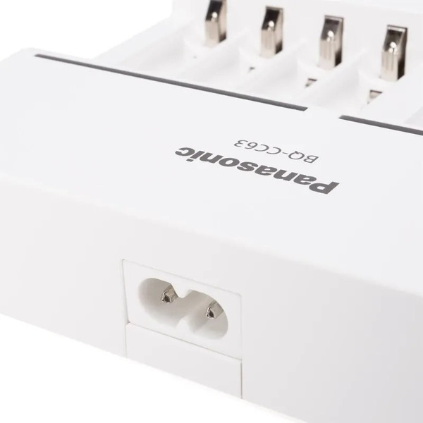 Зарядное устройство Panasonic BQ-CC63E (белый)