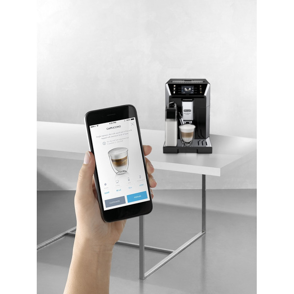 Кофемашина DeLonghi PrimaDonna Class ECAM550.65.SB