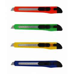 Нож канцелярский малый 9мм SPONSOR SC019