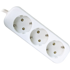 Удлинитель с заземлением DEFENDER E330 БЕЛЫЙ