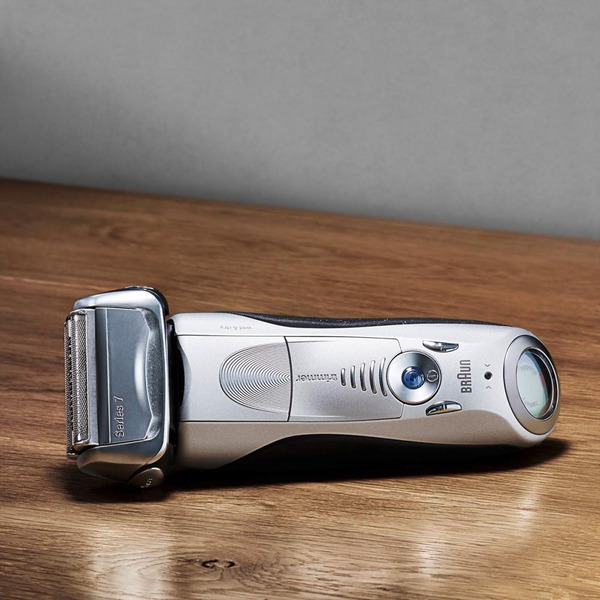 Электробритва BRAUN 7899CC