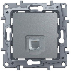 Розетка Legrand Etika 672440