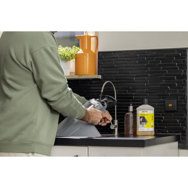 Пылесос Karcher SE 4 Plus 1.081-170.0