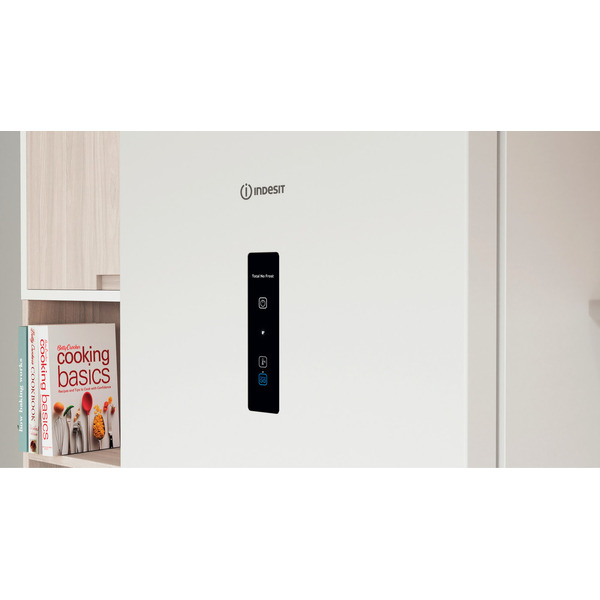 Холодильник Indesit ITS 5200 W