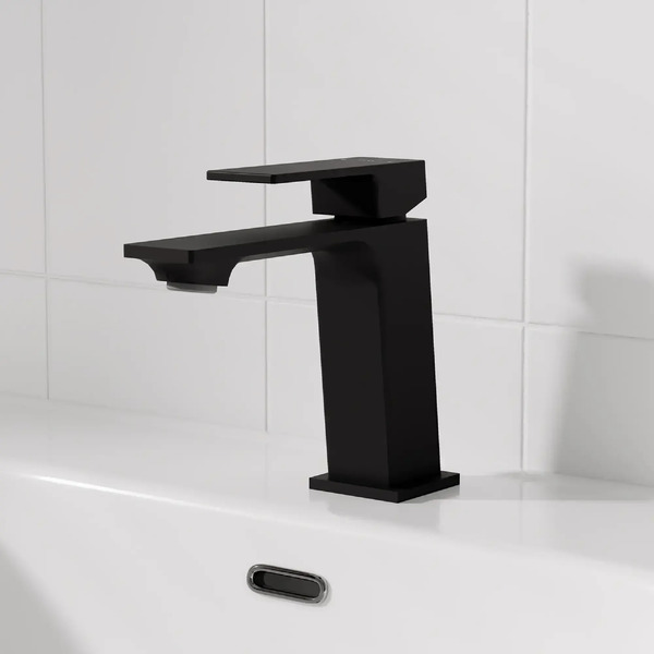 Смеситель IDDIS Ramp RAMBL00i01 (черный матовый)