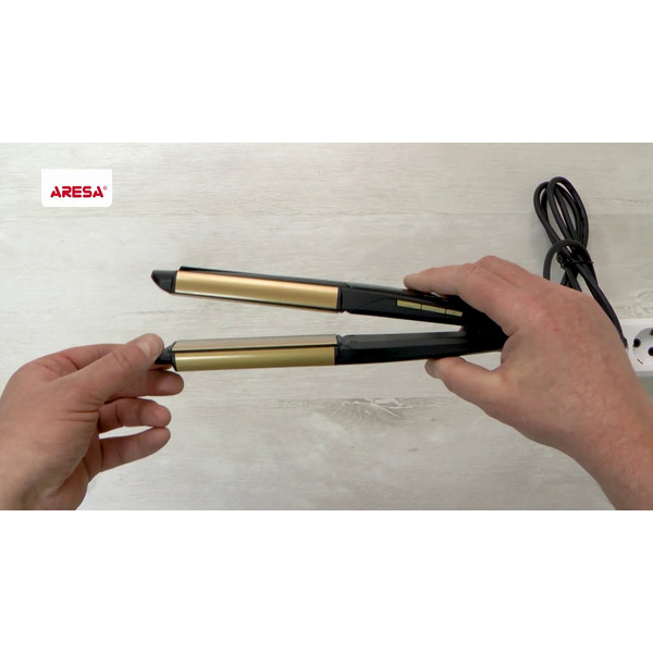 Щипцы для моделирования прически Aresa AR-3333