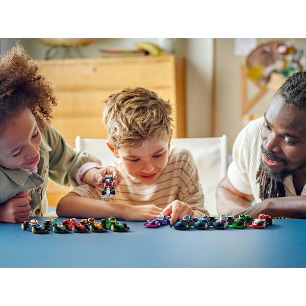 Конструктор LEGO Minifigures 71049 Коллекционные гоночные автомобили F1