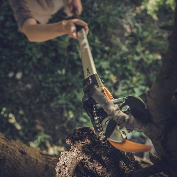 Сучкорез универсальный FISKARS PowerGear UPX82 (1023625)