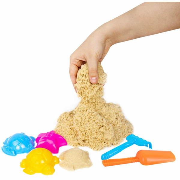 Кинетический песок BRAUBERG 665480 (песочный, 3000 г, 3 формочки, лопатка, грабли, ведро)