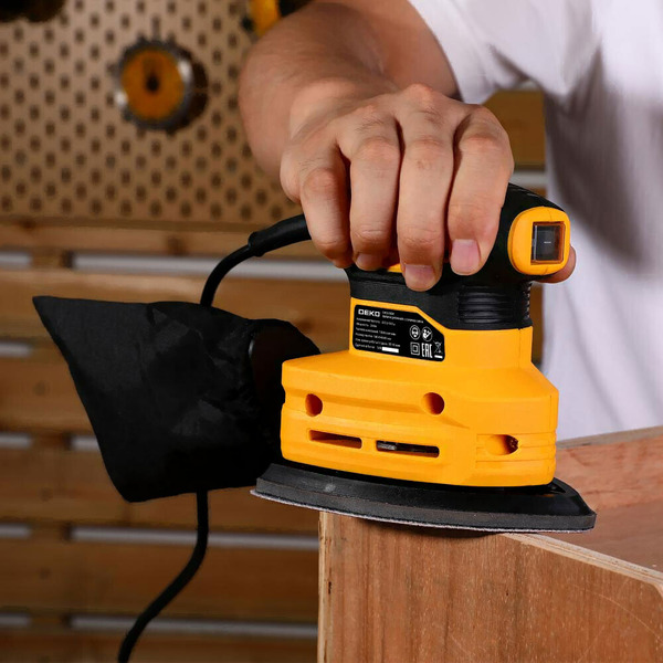 Дельташлифмашина Deko DKS200W 083-1200