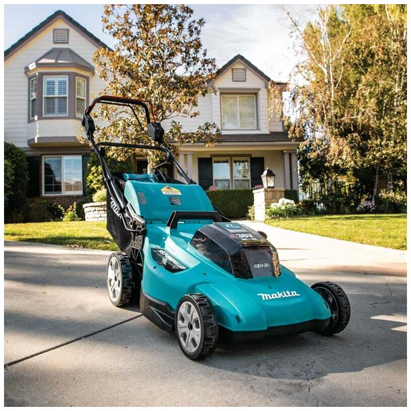 Газонокосилка Makita DLM539CT2