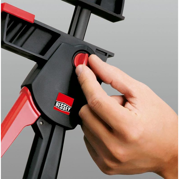 Струбцина для работы одной рукой BESSEY DUO45-8