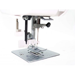 Швейная машина Janome Legend LE-35