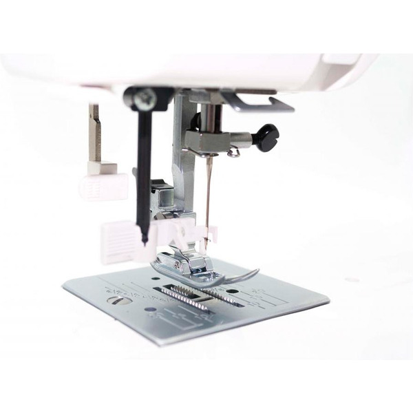 Швейная машина Janome Legend LE-35