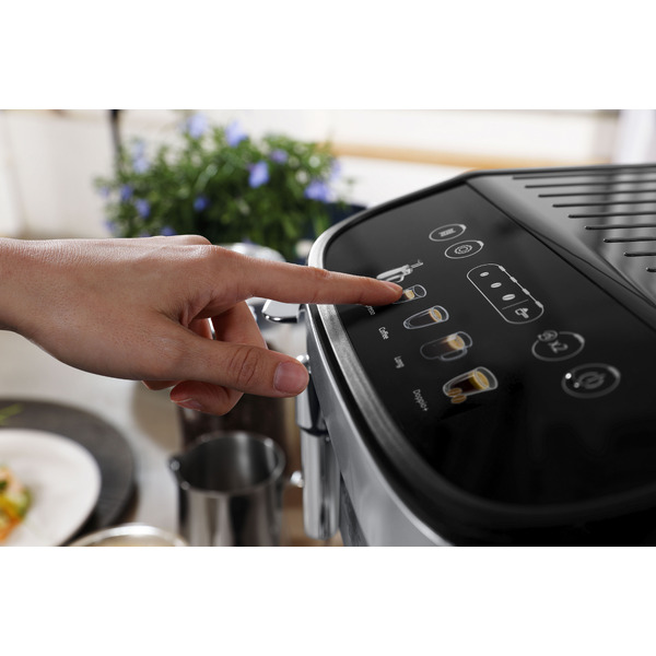 Кофемашина DeLonghi Magnifica Evo ECAM 290.31 SB
