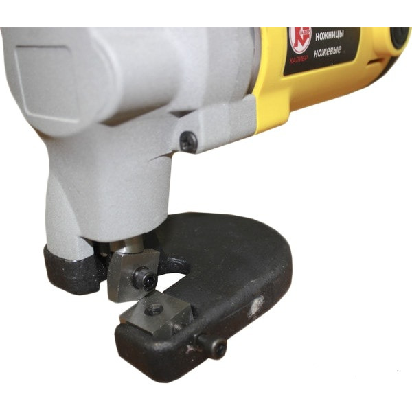 Электрические ножницы Калибр ЭНН-700/3.2М