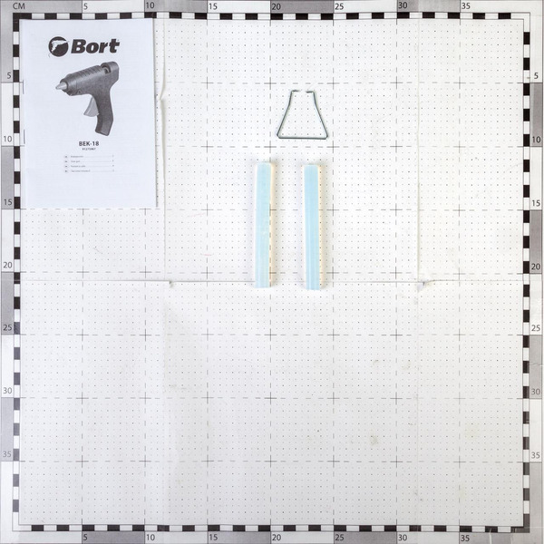 Пистолет термоклеевой Bort BEK-18 (91275967)