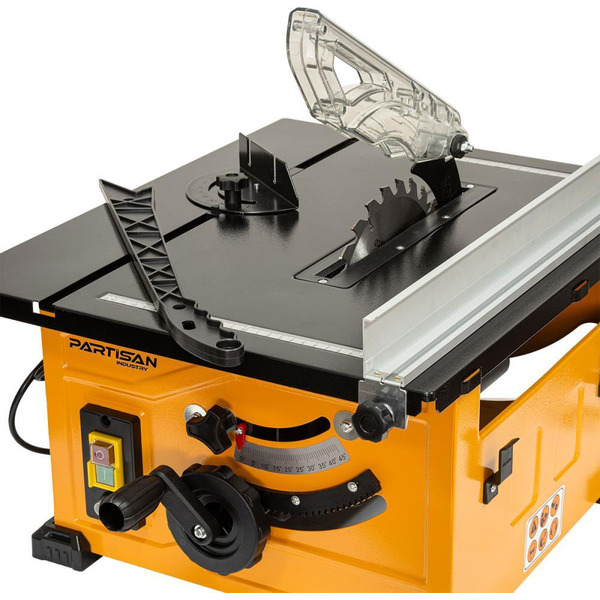 Станок Partisan PTS 210/1300