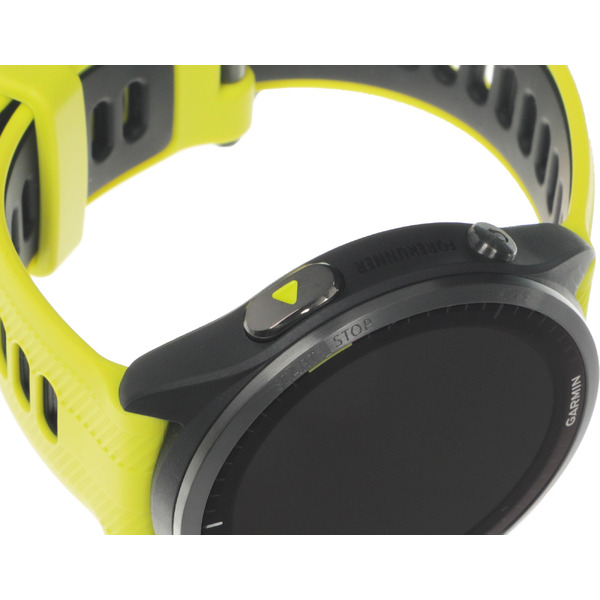 Умные часы Garmin Forerunner 965 (черный/желтый)