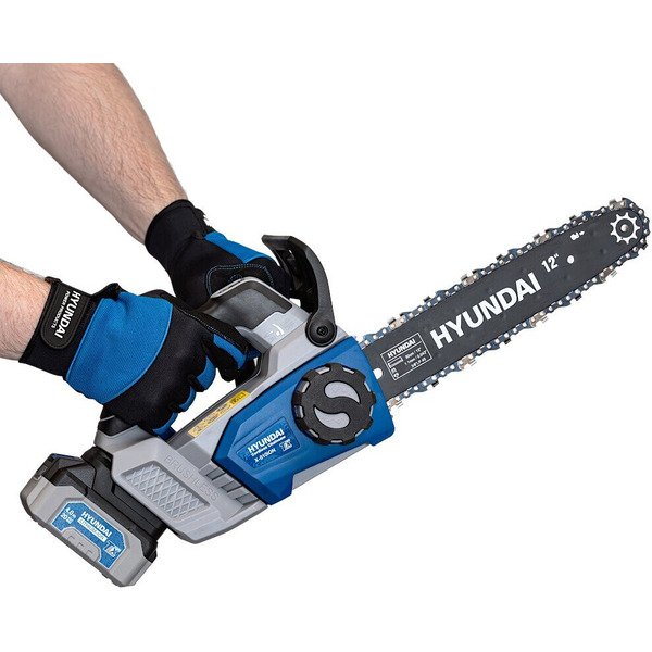Аккумуляторная пила Hyundai X-810iON Set