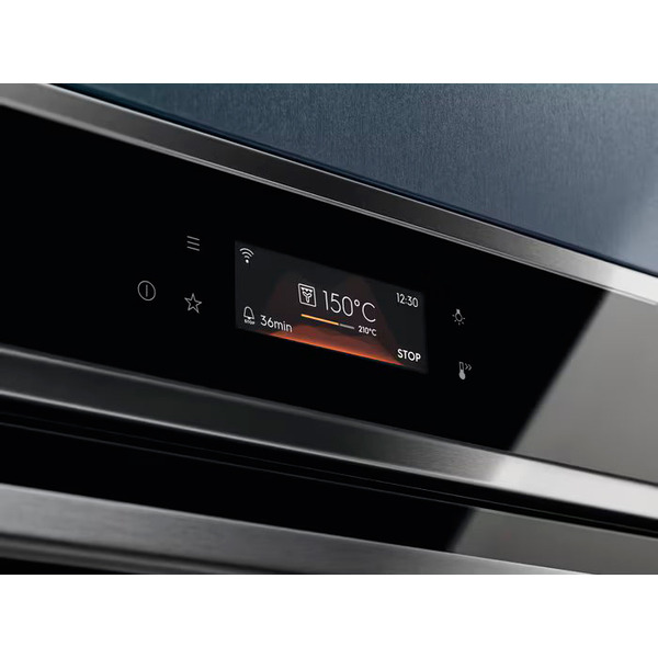 Духовой шкаф Electrolux EOE8P39WX