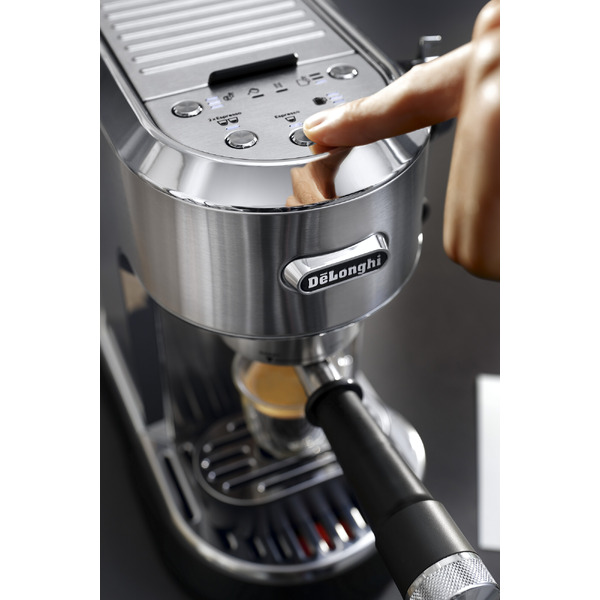 Кофеварка DeLonghi EC950.M