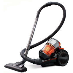 Пылесос POLARIS PVC 1822B черный